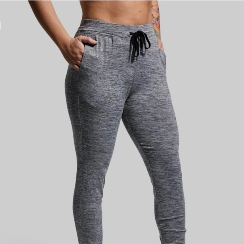 WOMEN'S REST DAY ATHLEISURE JOGGER